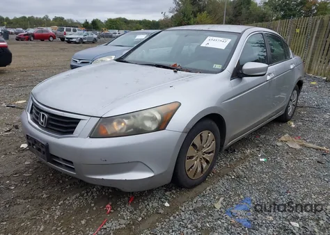2009 Honda Accord 2.4 Lx z USA, uszkodzony, nr VIN 1HGCP26339A104464